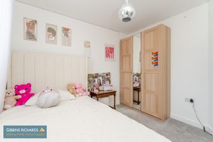 Bedroom- click for photo gallery
